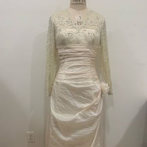 La Sposa Wedding dress size 12